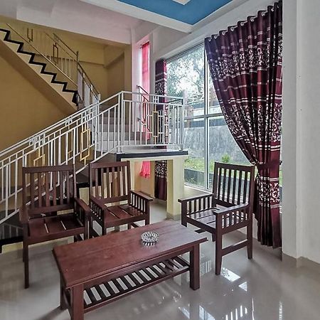 Nyerakat Reddoorz Near Kantor Walikota Bontang מראה חיצוני תמונה
