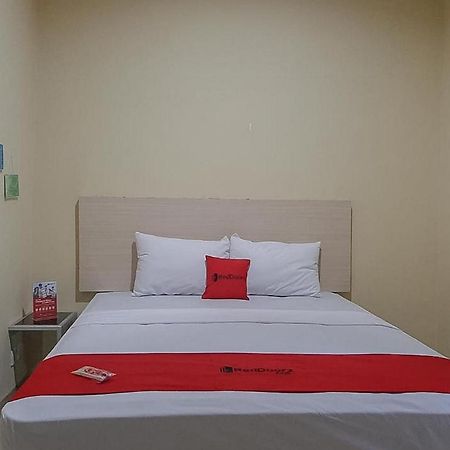 Nyerakat Reddoorz Near Kantor Walikota Bontang מראה חיצוני תמונה