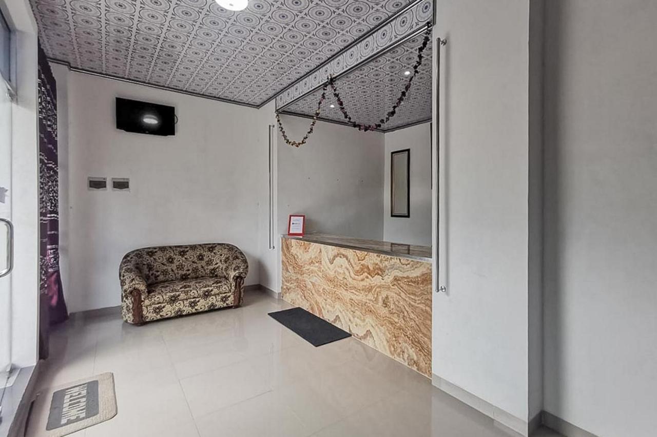 Nyerakat Reddoorz Near Kantor Walikota Bontang מראה חיצוני תמונה