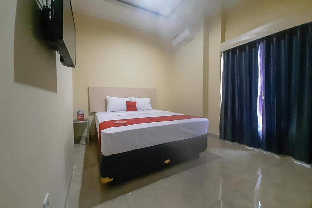Nyerakat Reddoorz Near Kantor Walikota Bontang מראה חיצוני תמונה